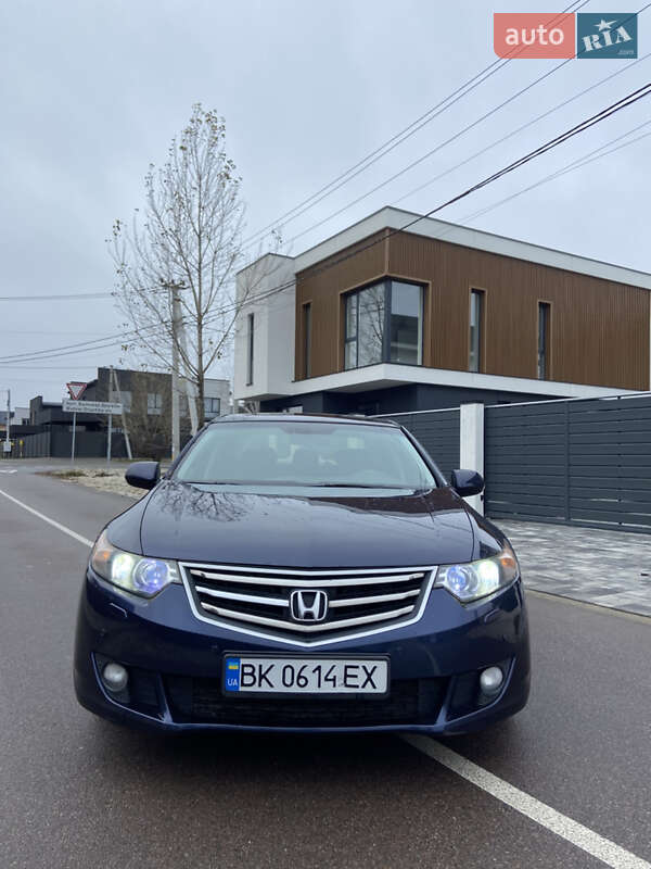 Седан Honda Accord 2008 в Киеве