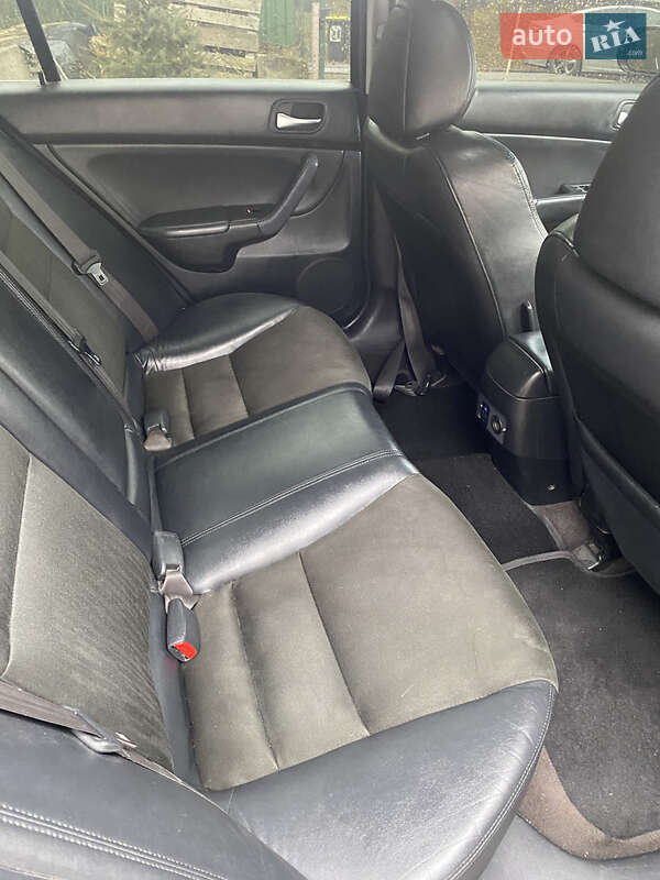 Седан Honda Accord 2006 в Львове