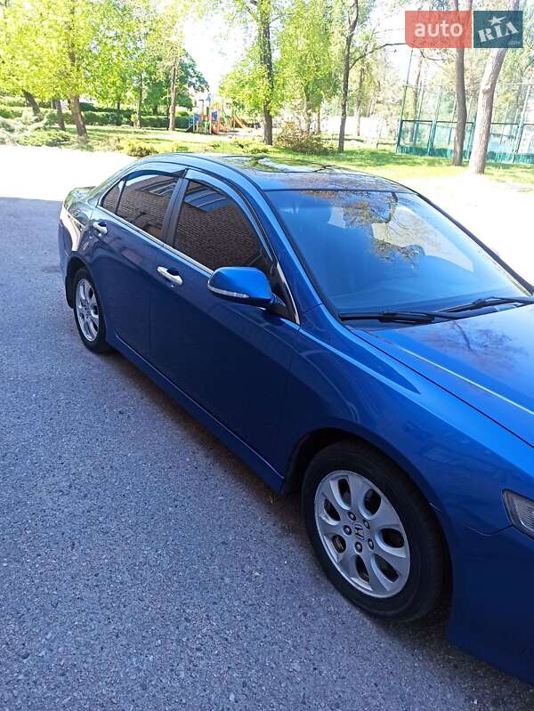 Седан Honda Accord 2006 в Запоріжжі
