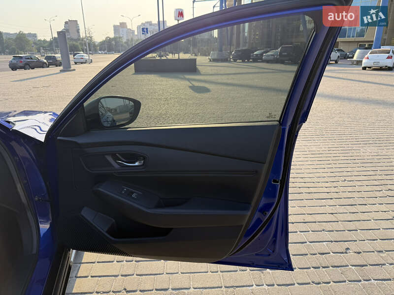 Седан Honda Accord 2023 в Луцке