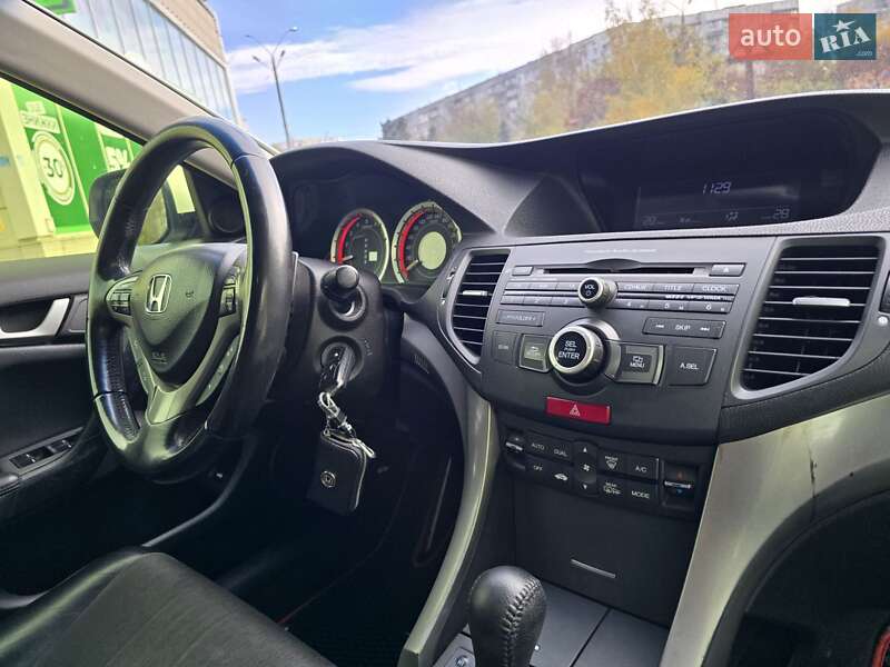 Седан Honda Accord 2010 в Одессе