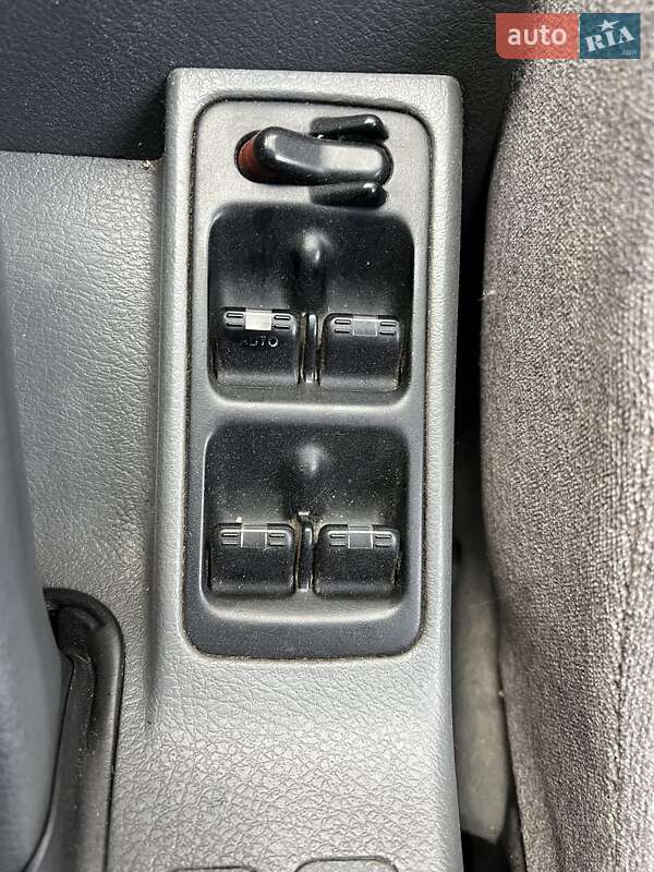 Седан Honda Accord 1993 в Миколаєві фото 12 Седан Honda Accord 1993 в Миколаєві