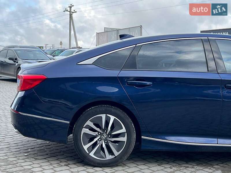 Седан Honda Accord 2019 в Львове
