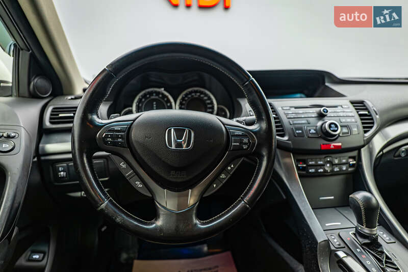 Седан Honda Accord 2012 в Киеве фото 12 Седан Honda Accord 2012 в Киеве