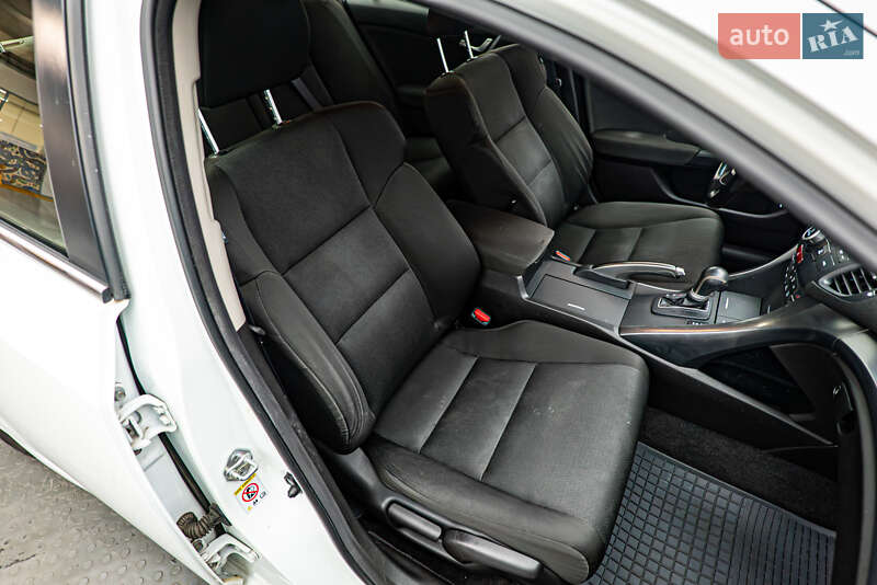 Седан Honda Accord 2012 в Киеве фото 18 Седан Honda Accord 2012 в Киеве