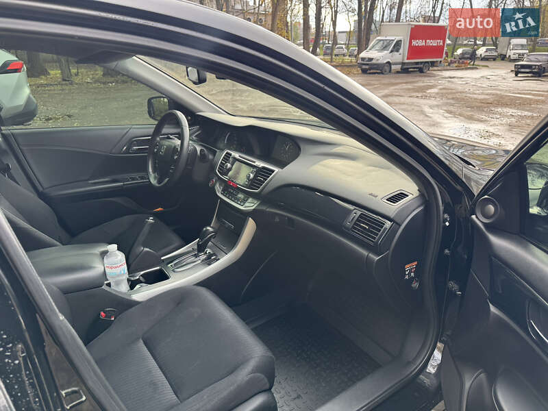 Седан Honda Accord 2013 в Киеве фото 9 Седан Honda Accord 2013 в Киеве