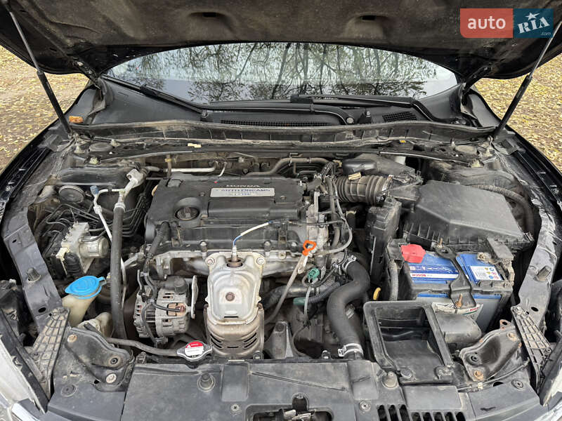 Седан Honda Accord 2013 в Киеве фото 11 Седан Honda Accord 2013 в Киеве