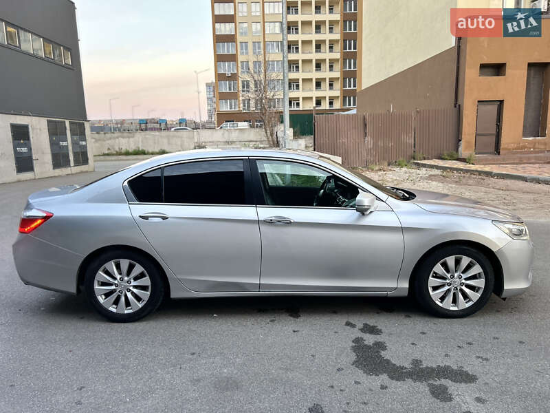 Седан Honda Accord 2013 в Киеве фото 3 Седан Honda Accord 2013 в Киеве