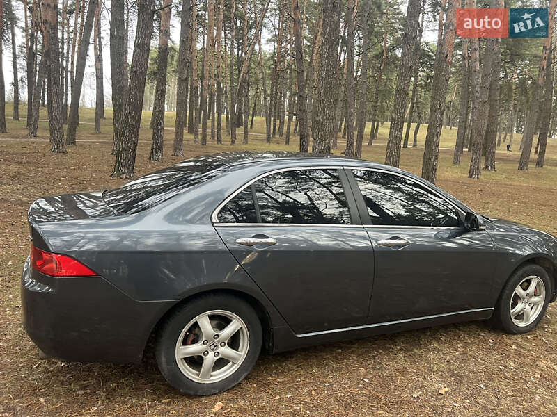 Седан Honda Accord 2004 в Сумах