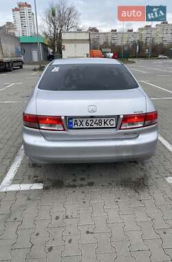Седан Honda Accord 2004 в Киеве