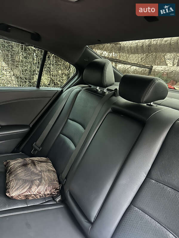 Седан Honda Accord 2013 в Днепре