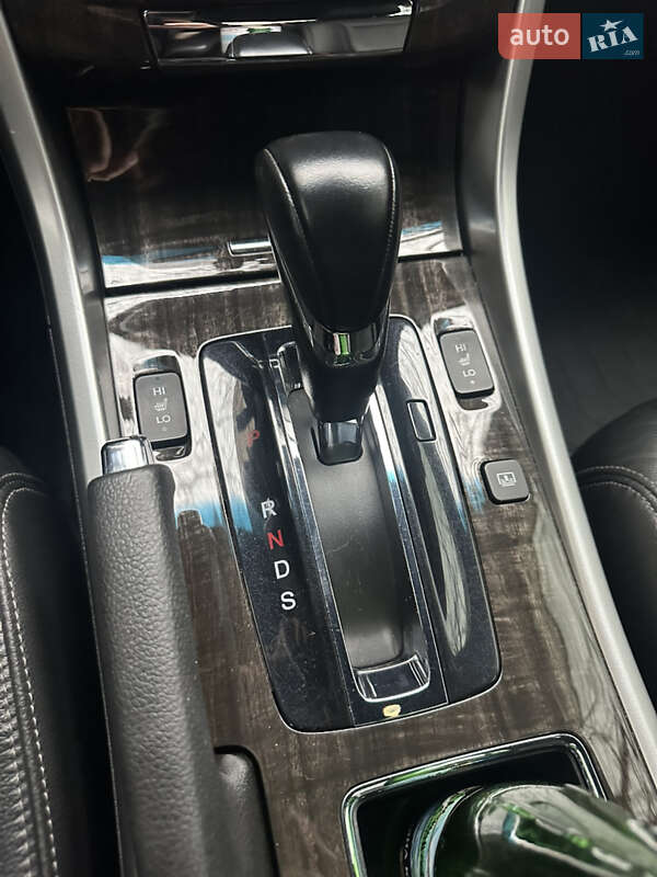 Седан Honda Accord 2013 в Днепре