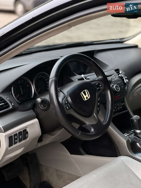 Седан Honda Accord 2008 в Києві