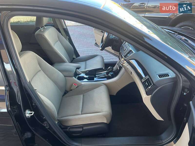 Седан Honda Accord 2016 в Одессе