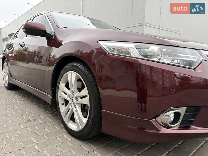 Седан Honda Accord 2012 в Одессе