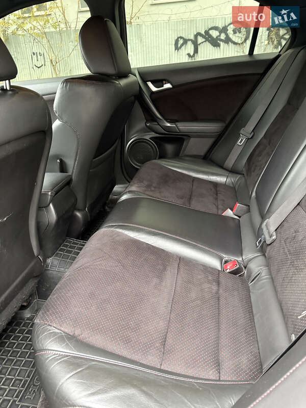 Седан Honda Accord 2012 в Одессе