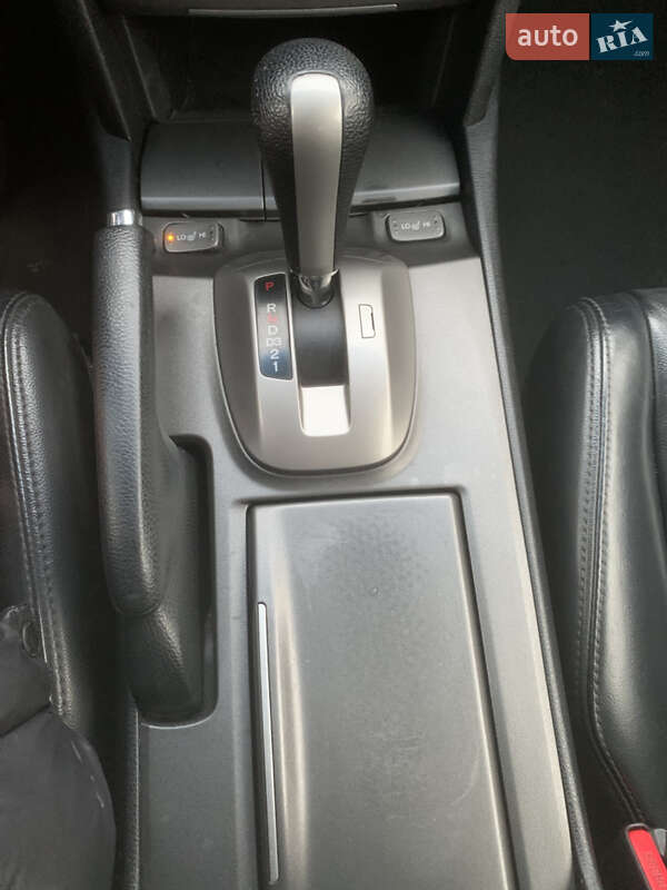 Купе Honda Accord 2008 в Киеве
