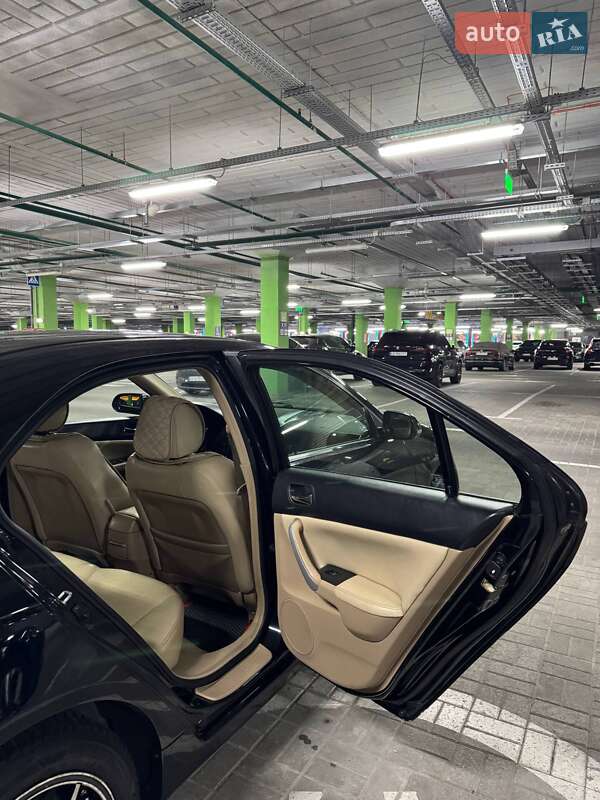 Седан Honda Accord 2003 в Киеве