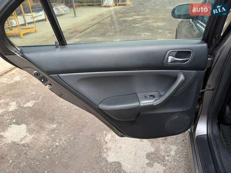 Седан Honda Accord 2006 в Харькове