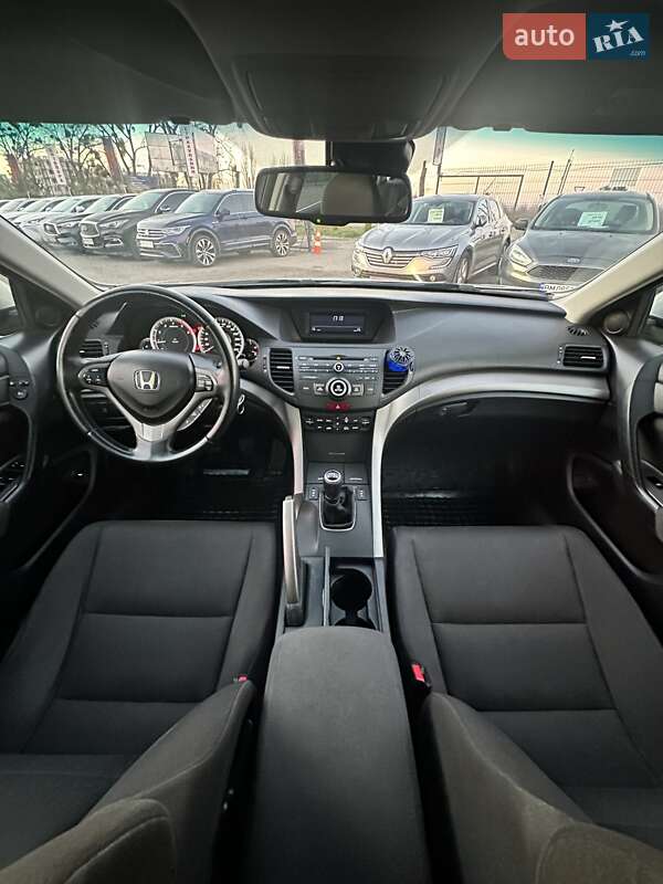 Универсал Honda Accord 2010 в Белогородке фото 24 Универсал Honda Accord 2010 в Белогородке