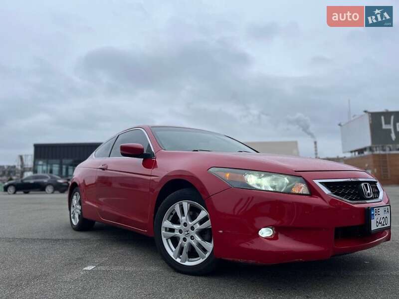 Купе Honda Accord 2008 в Киеве
