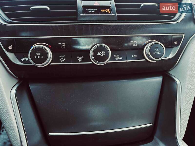 Седан Honda Accord 2018 в Киеве фото 13 Седан Honda Accord 2018 в Киеве