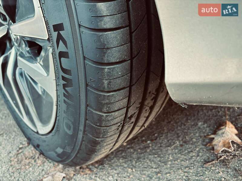 Седан Honda Accord 2018 в Киеве фото 21 Седан Honda Accord 2018 в Киеве