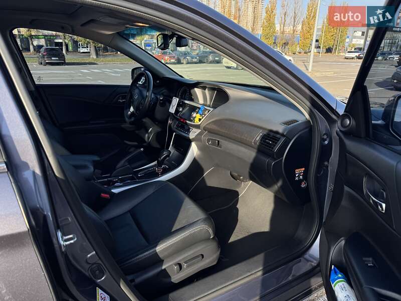 Седан Honda Accord 2013 в Киеве фото 12 Седан Honda Accord 2013 в Киеве