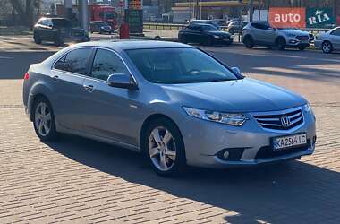 Седан Honda Accord 2012 в Києві