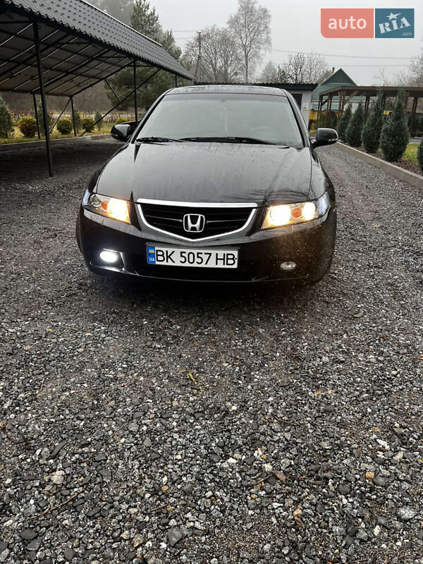 Седан Honda Accord 2003 в Славуте