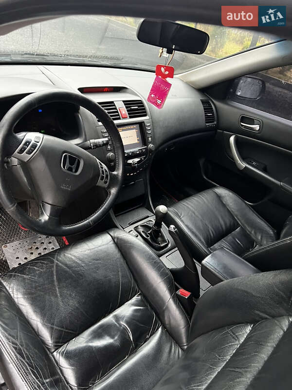 Седан Honda Accord 2003 в Славуте