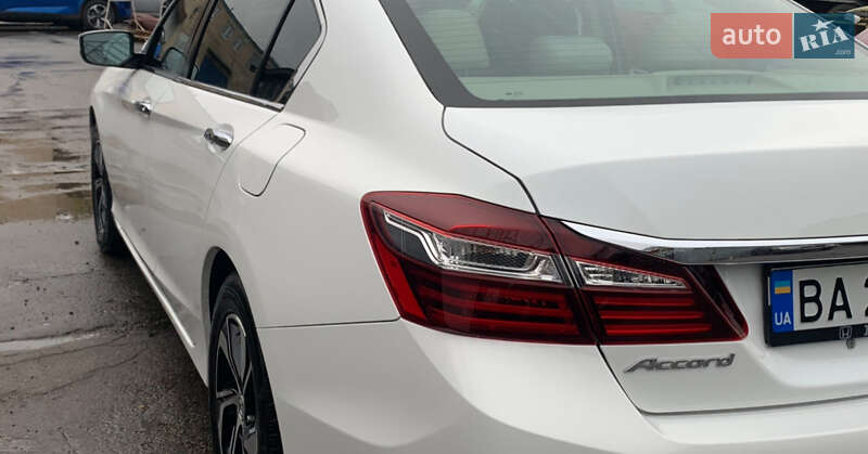 Седан Honda Accord 2016 в Киеве фото 4 Седан Honda Accord 2016 в Киеве