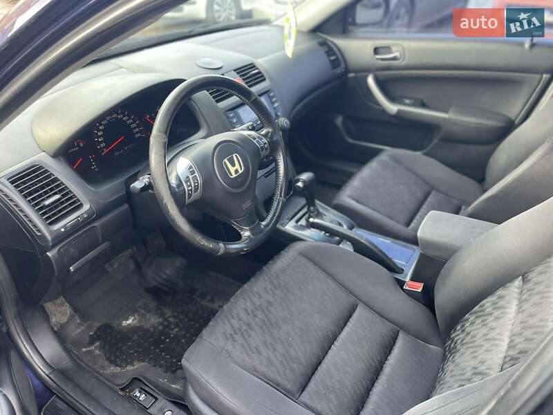 Седан Honda Accord 2005 в Полтаве