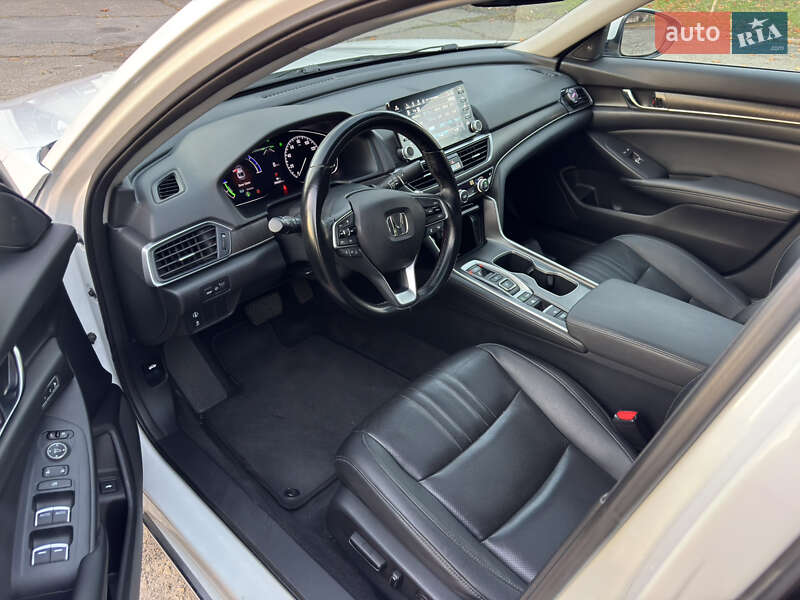 Седан Honda Accord 2020 в Днепре