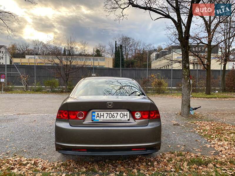 Седан Honda Accord 2008 в Киеве