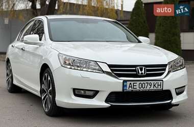 Седан Honda Accord 2013 в Дніпрі