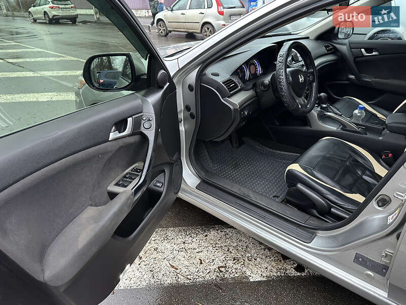 Седан Honda Accord 2010 в Радомишлі фото 22 Седан Honda Accord 2010 в Радомишлі