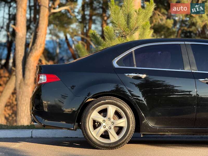 Седан Honda Accord 2008 в Киеве