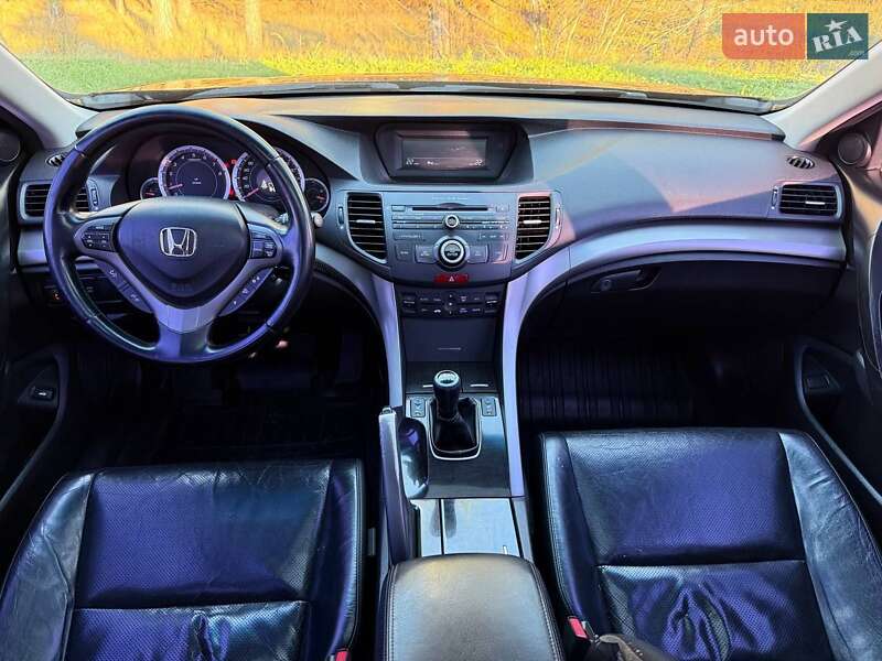 Седан Honda Accord 2008 в Киеве