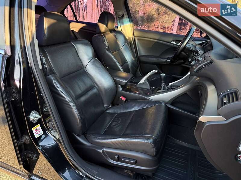 Седан Honda Accord 2008 в Киеве