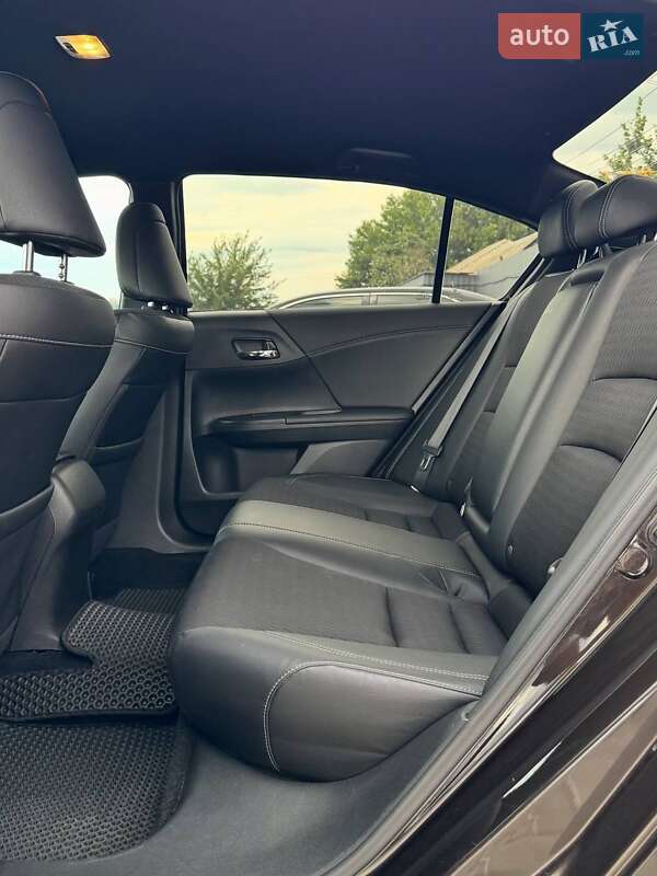 Седан Honda Accord 2017 в Кропивницькому