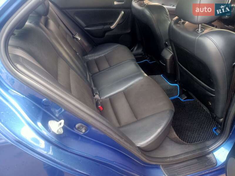 Седан Honda Accord 2004 в Чернігові