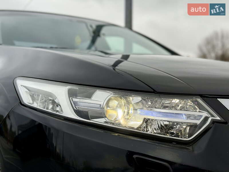 Седан Honda Accord 2011 в Киеве