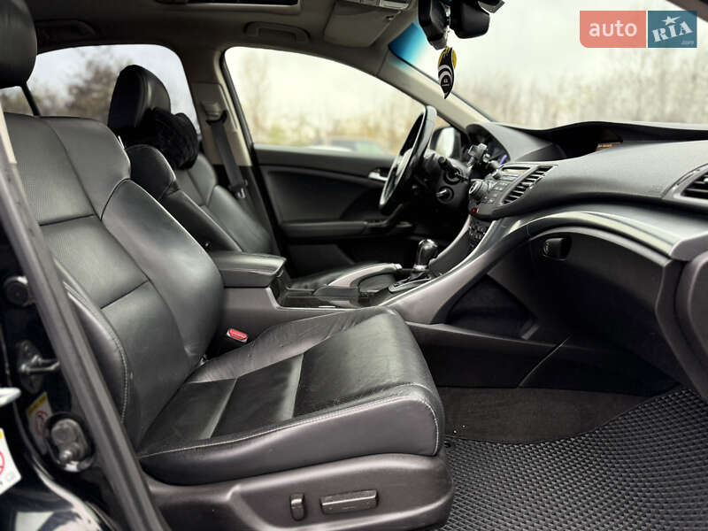 Седан Honda Accord 2011 в Киеве