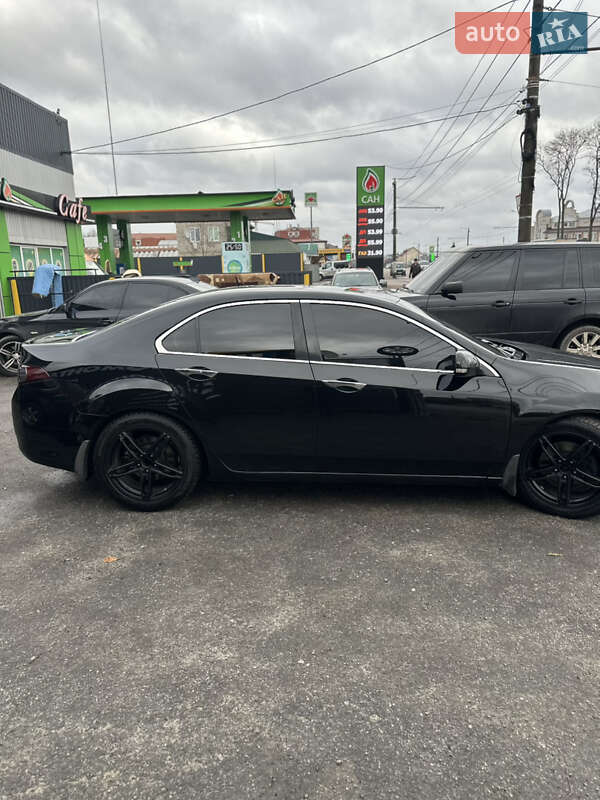 Седан Honda Accord 2010 в Житомире