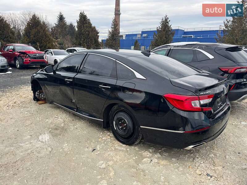 Седан Honda Accord 2018 в Львове