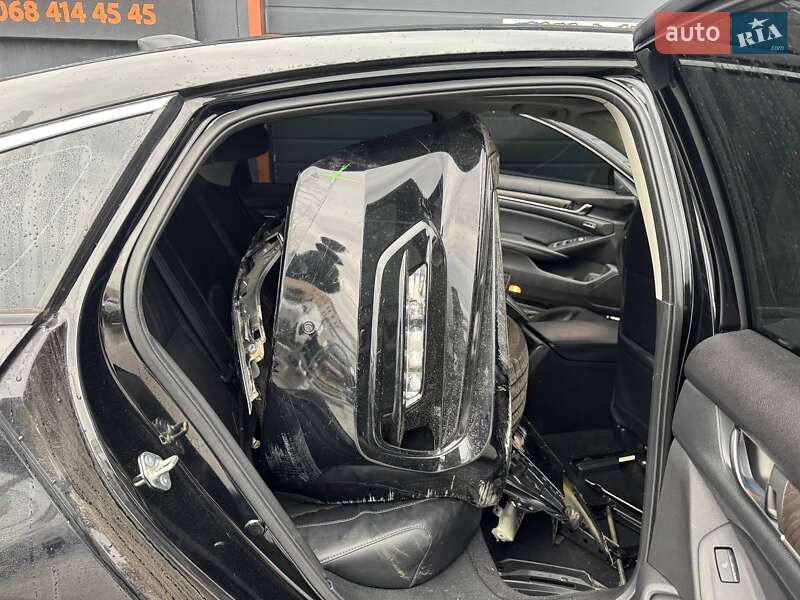 Седан Honda Accord 2018 в Львове