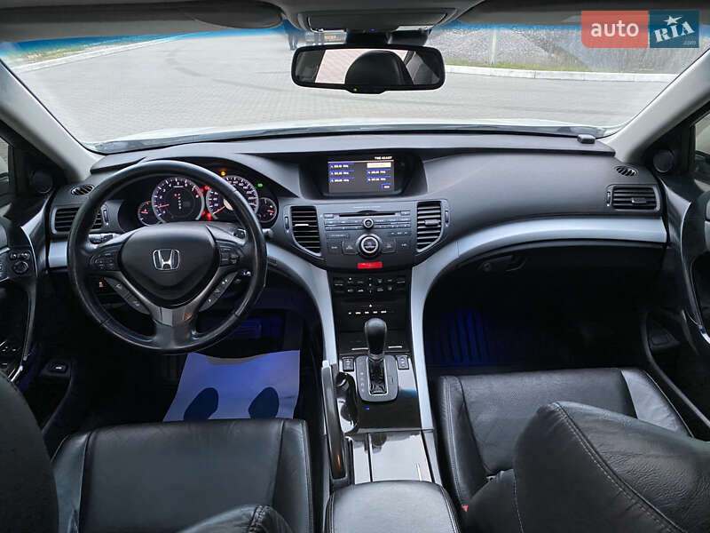 Седан Honda Accord 2011 в Полтаві