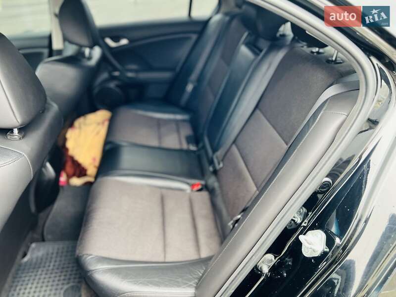 Седан Honda Accord 2008 в Киеве