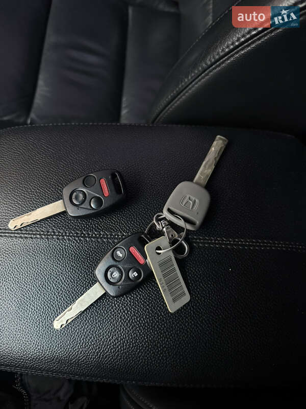 Купе Honda Accord 2008 в Чернівцях фото 25 Купе Honda Accord 2008 в Чернівцях